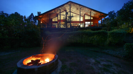 Mahogany Springs Lodge, Уганда
